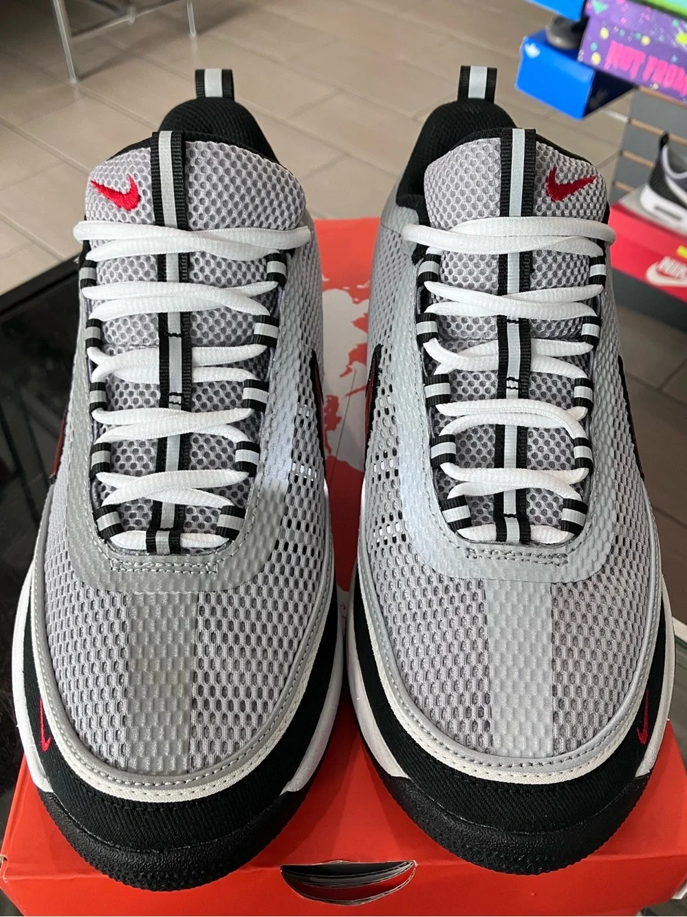 Nike Book 2 Spiridon Sport Red Size 9